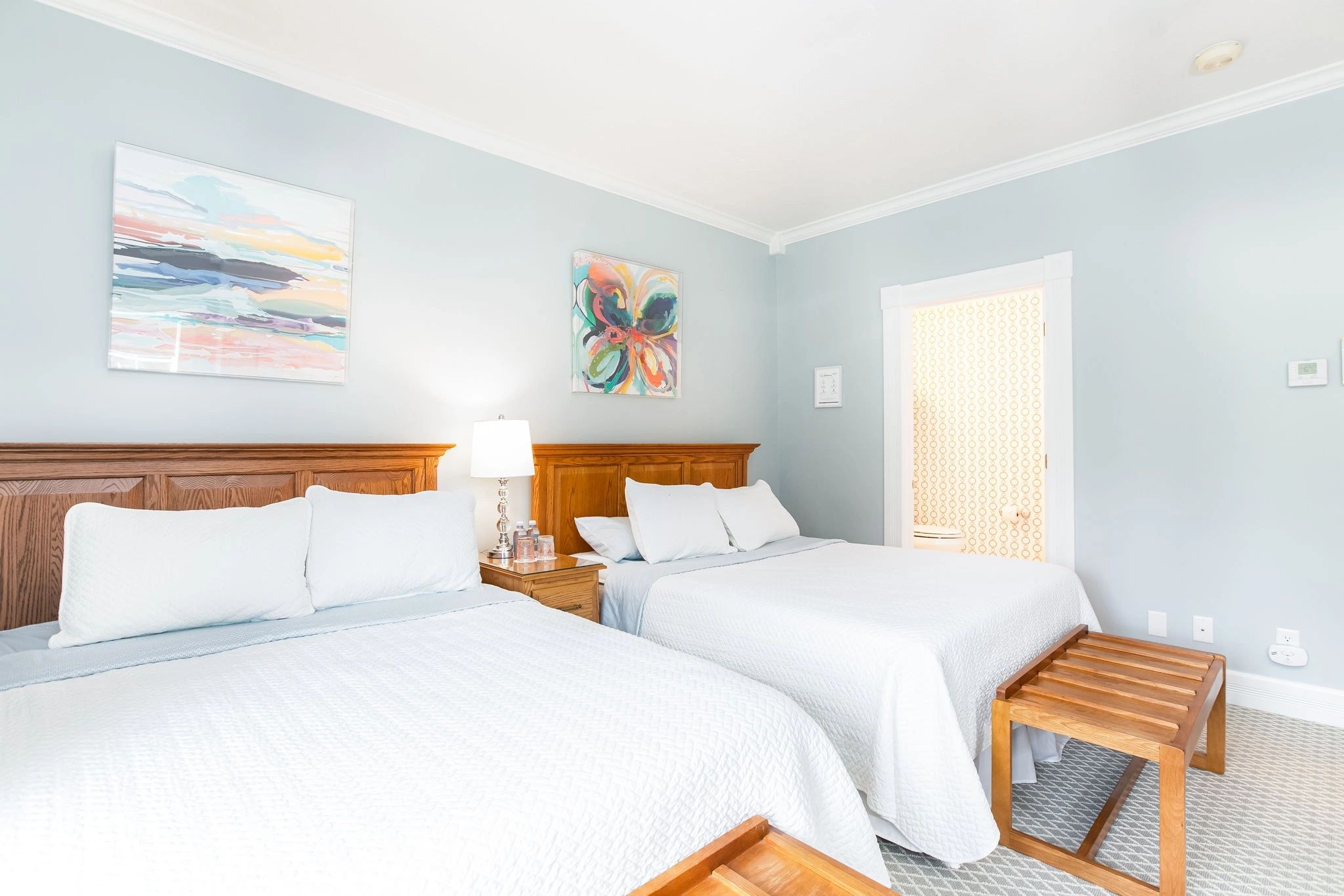 Double Queen room at Biddle Point Inn